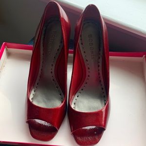 BCBG ruby red pearl patent peep toe heels size 6.5